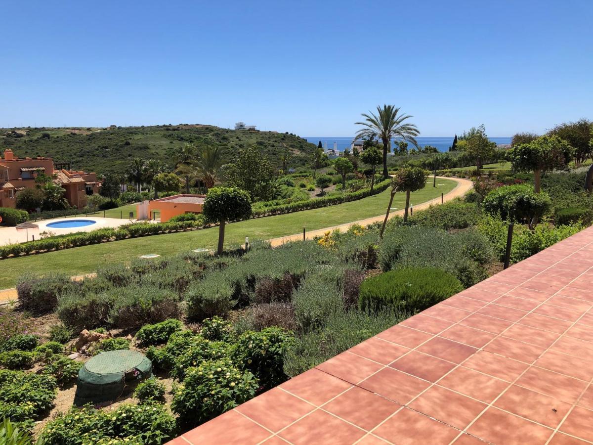 Beautiful 2-Bed Apartment In Casares Costa Bahia de Casares Exterior foto